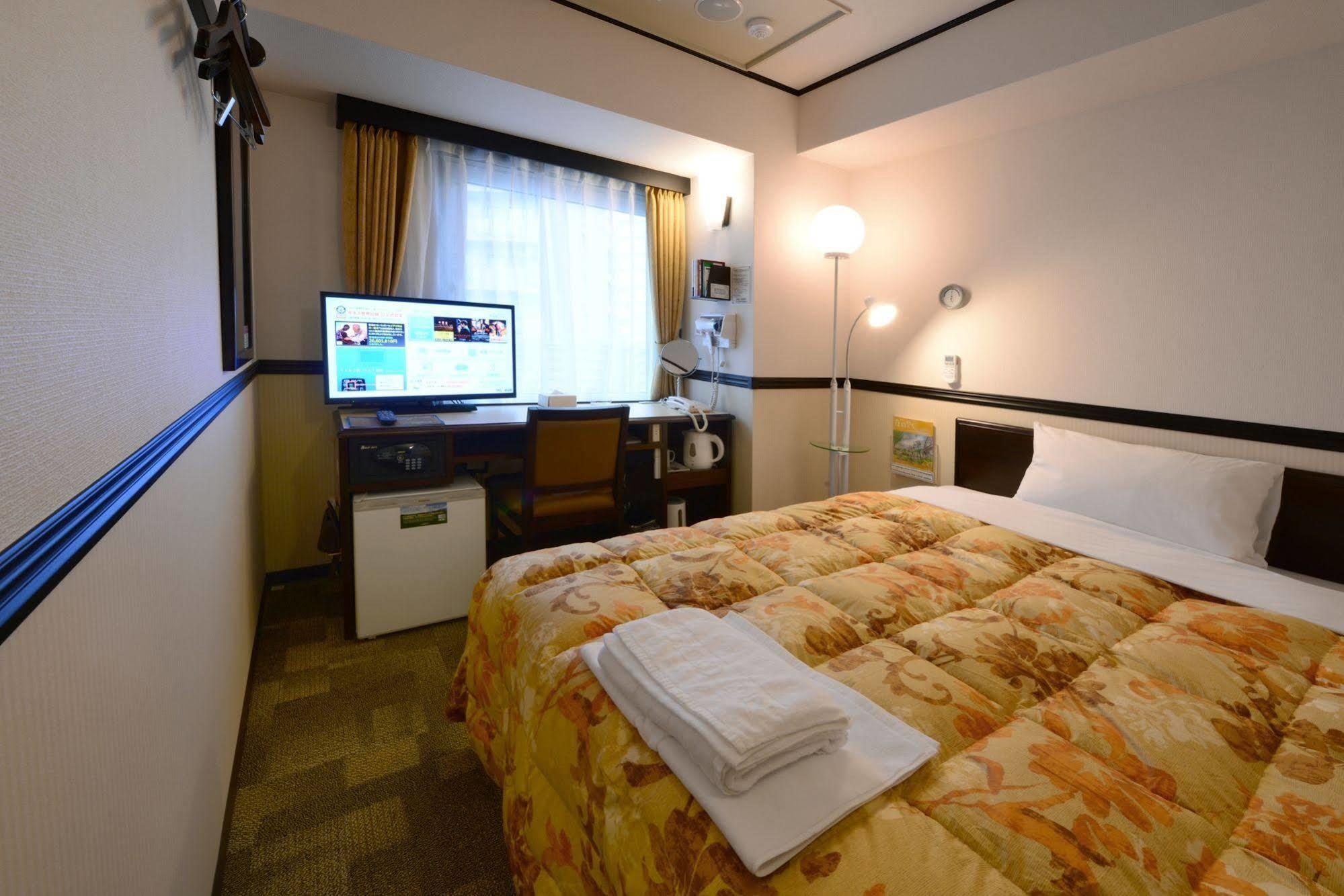 Toyoko Inn Gifu-Hashima-Eki Shinkansen Minami-Guchi Hashima (Gifu) Exterior foto
